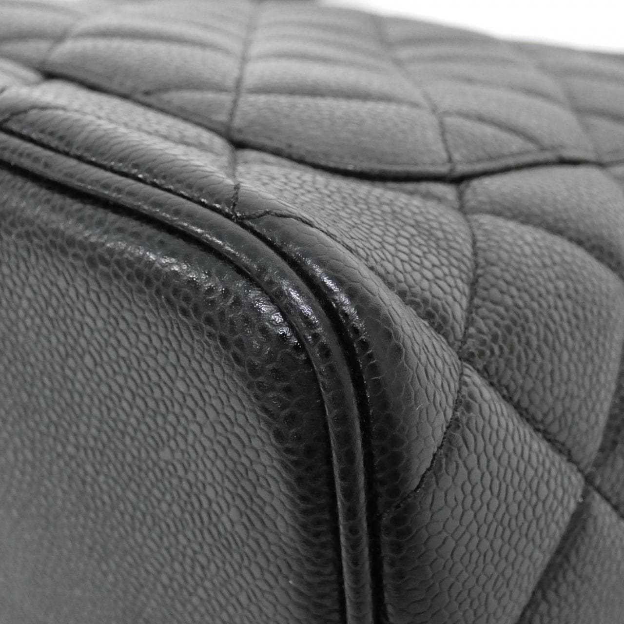 CHANEL Matelasse 1804 Handbag Grained Calfskin 3