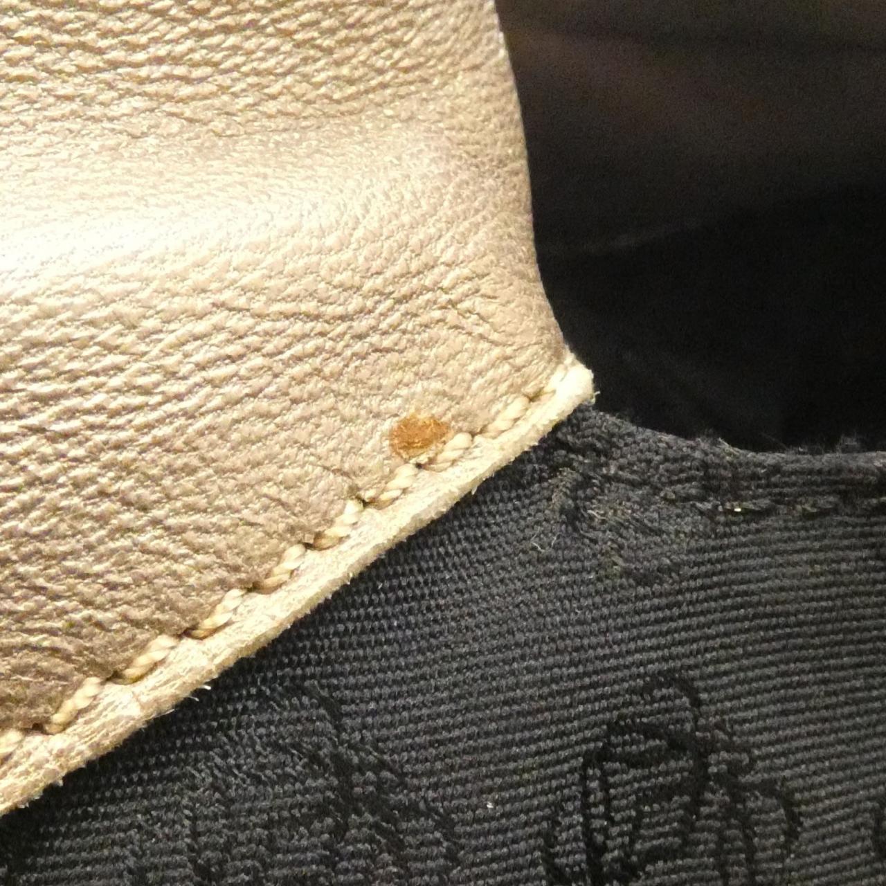 LOEWE 315 82 B52 Handbag 9