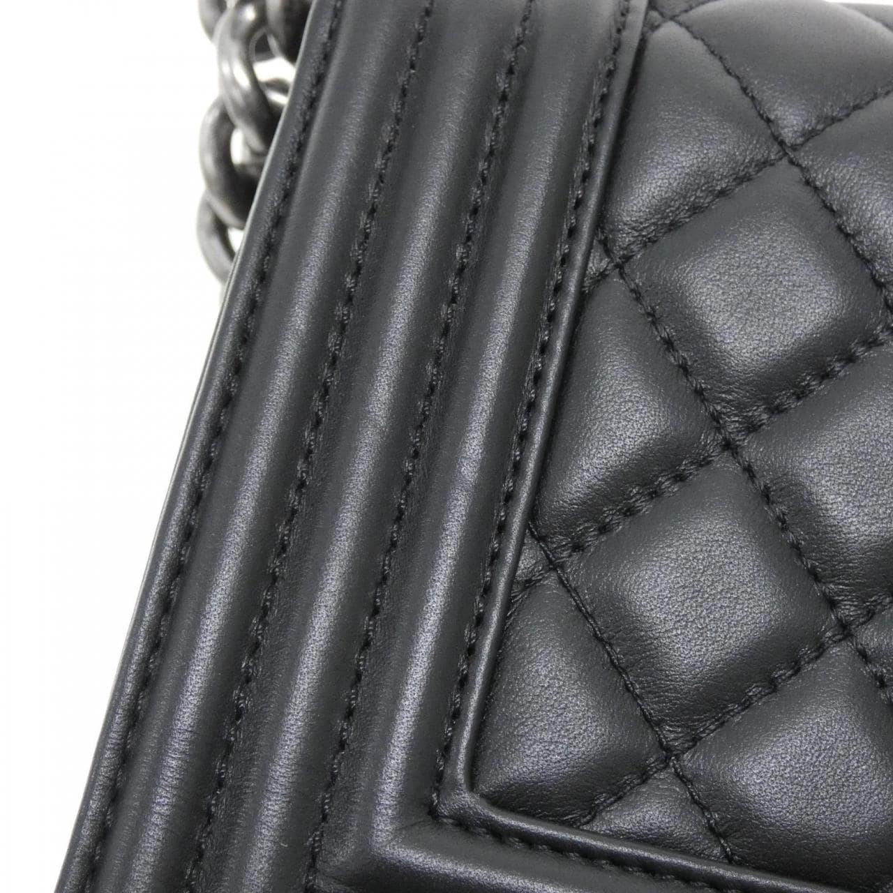 CHANEL Boy Chanel 67085 Shoulder Lambskin 5