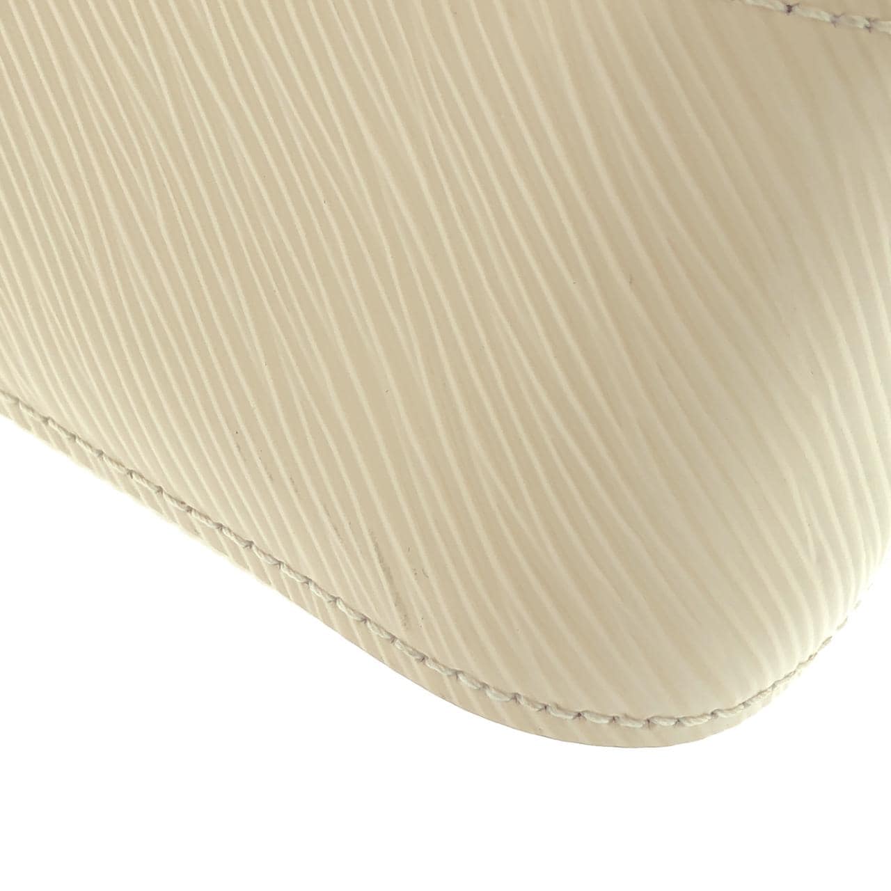 LOUIS VUITTON M20999 Shoulder Epi 4