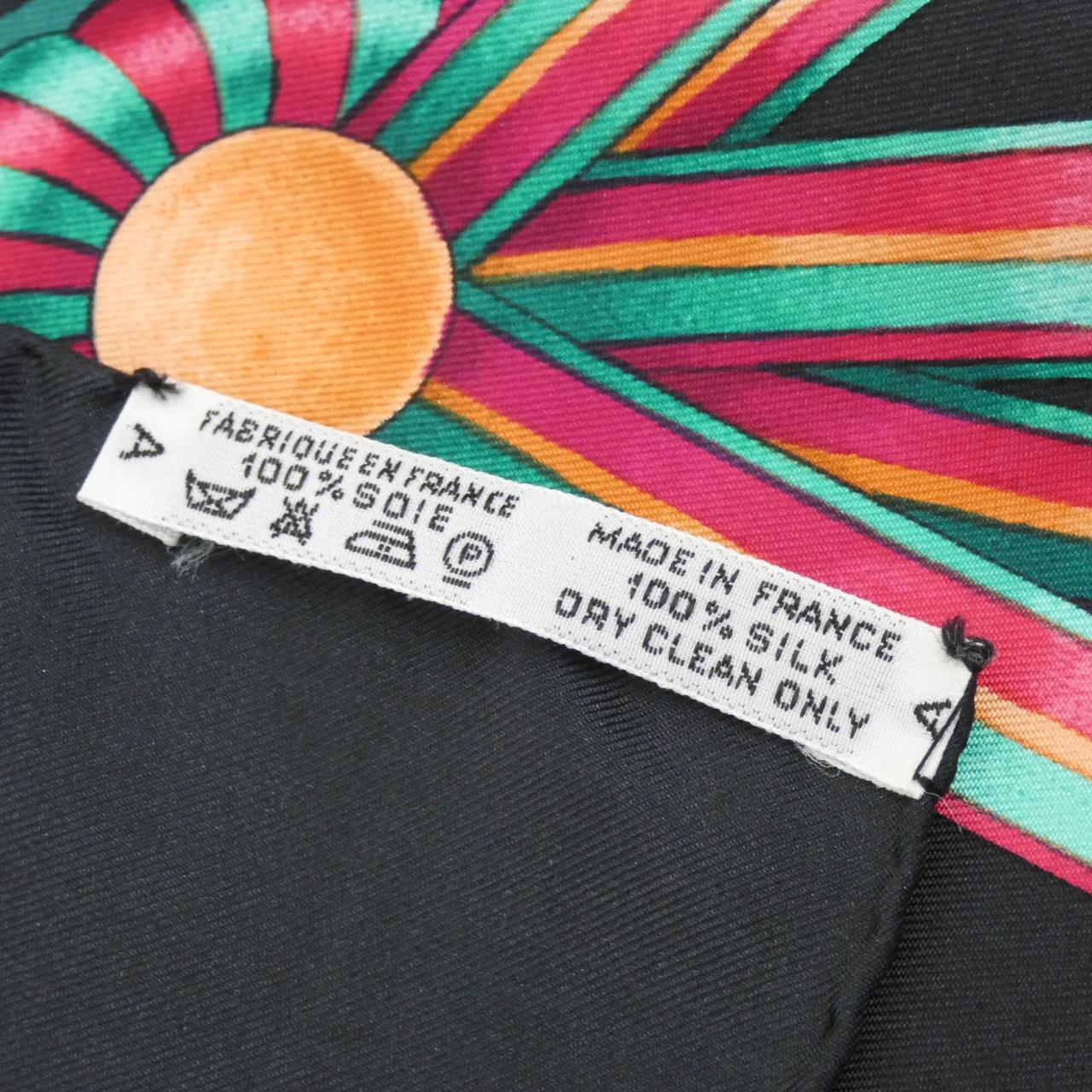 HERMES Scarf 3