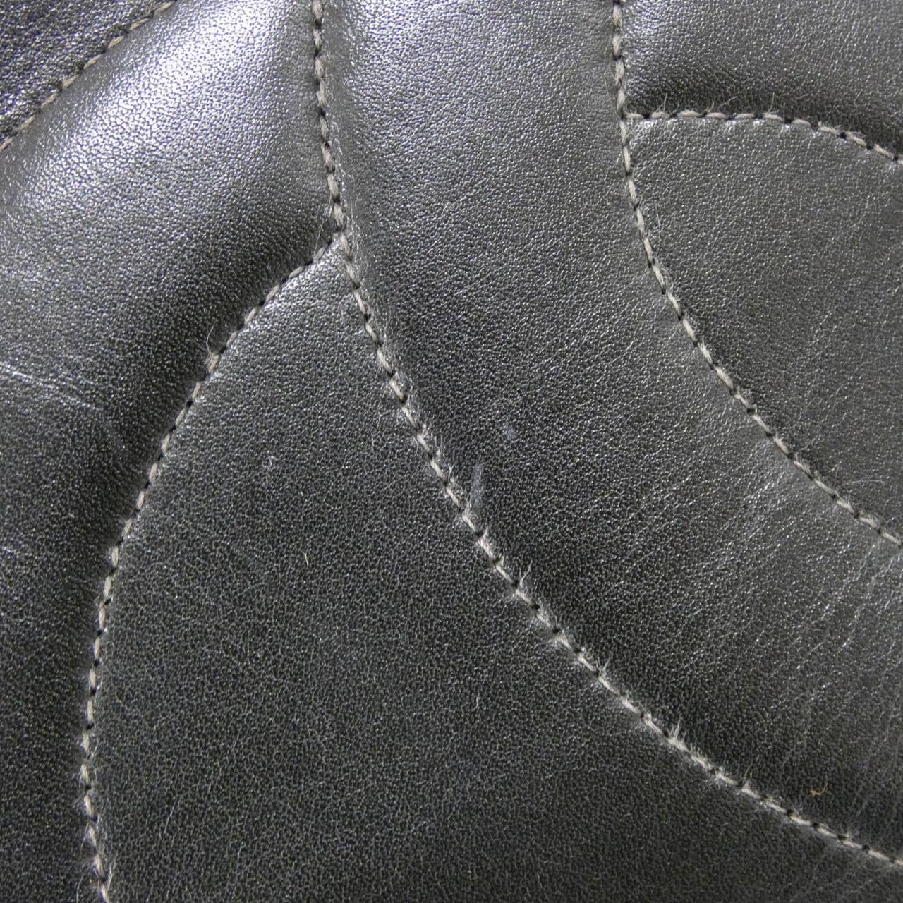CHANEL Handbag Lambskin 4