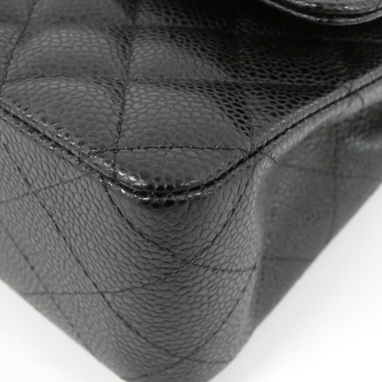 CHANEL Matelasse 1112 Shoulder Grained Calfskin 3