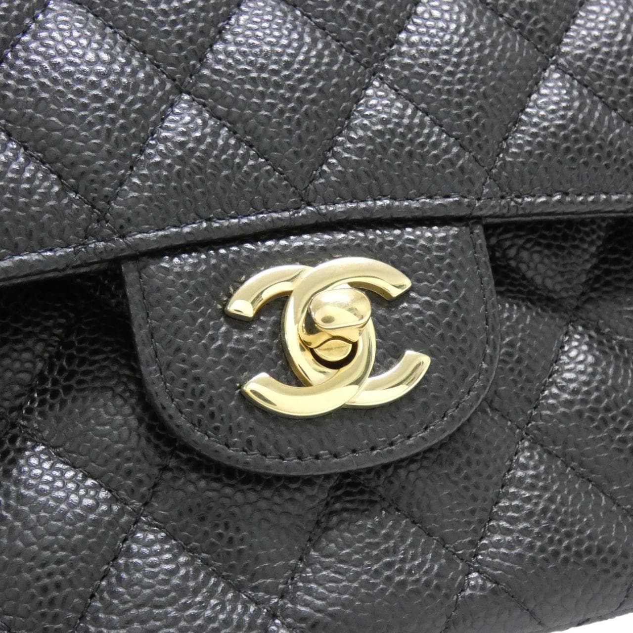 CHANEL Matelasse 1113 Shoulder Grained Calfskin 4