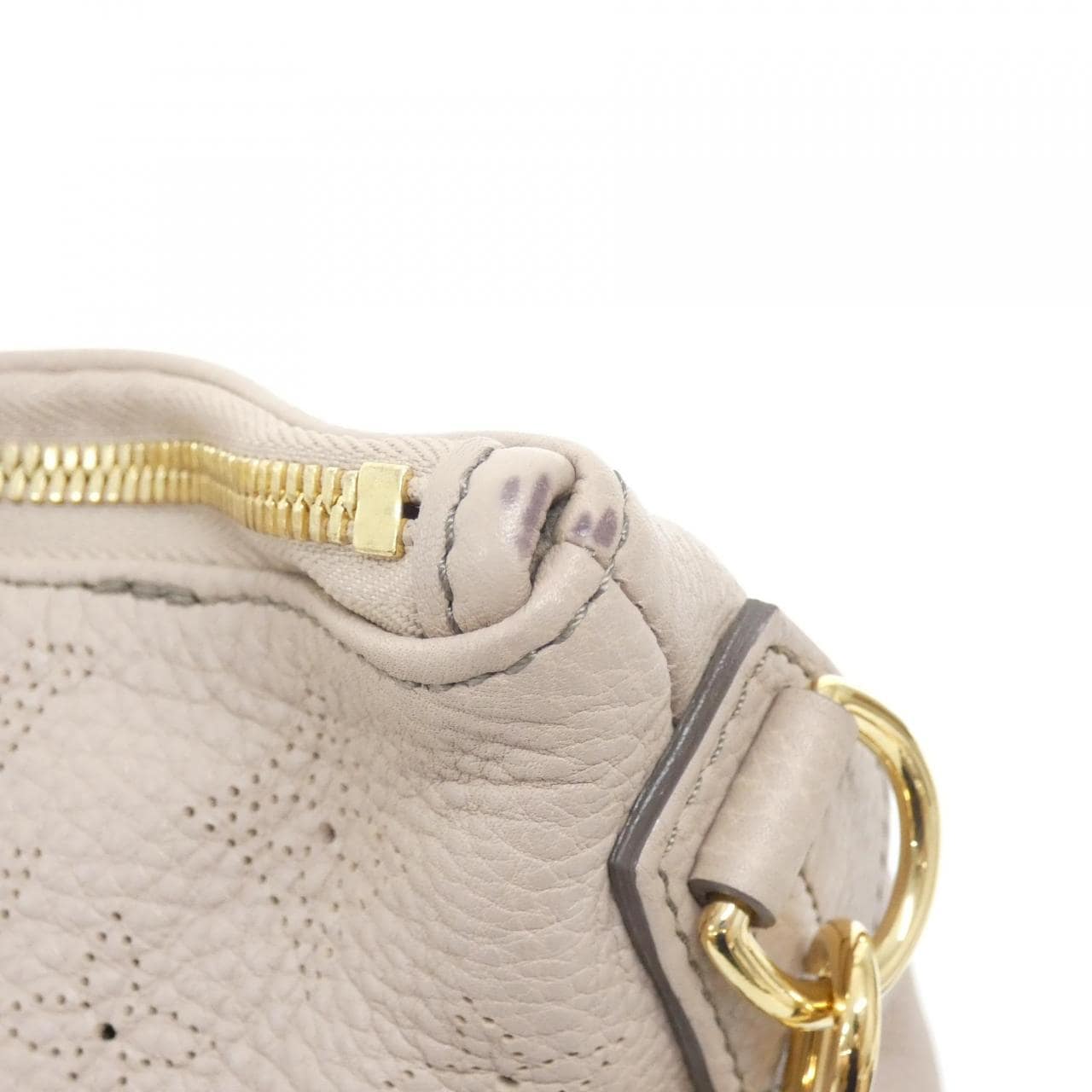 LOUIS VUITTON Mahina M97141 Shoulder 4