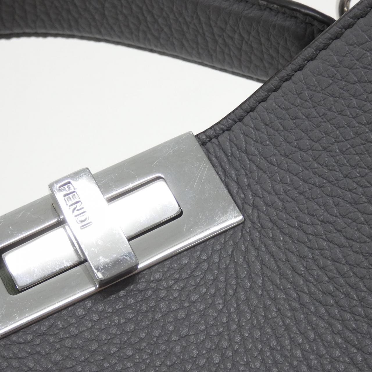 FENDI Baguette 7VA611 AH8Z Handbag 4