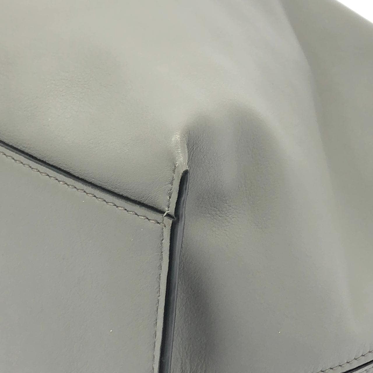 LOEWE B906K70X01 Shoulder 3