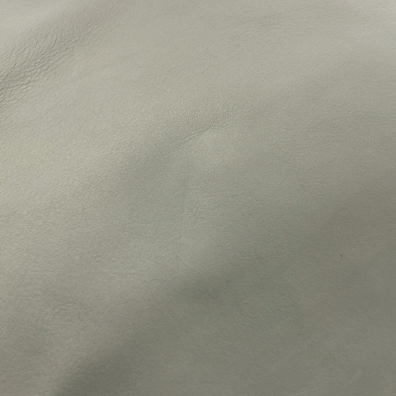 LOEWE B906K70X01 Shoulder 4