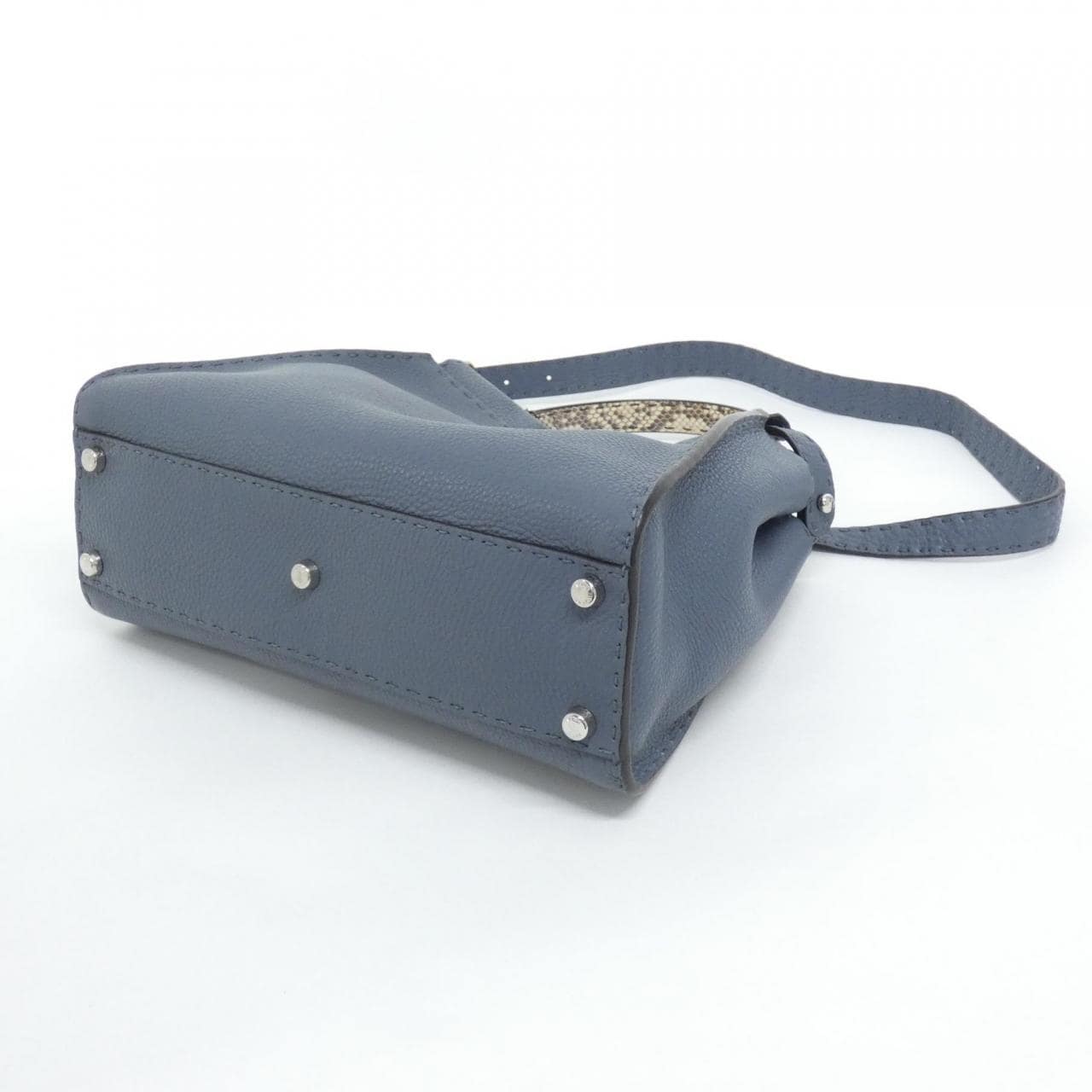 FENDI Peekaboo 8BN290 5QK 手提包 蟒蛇皮 2