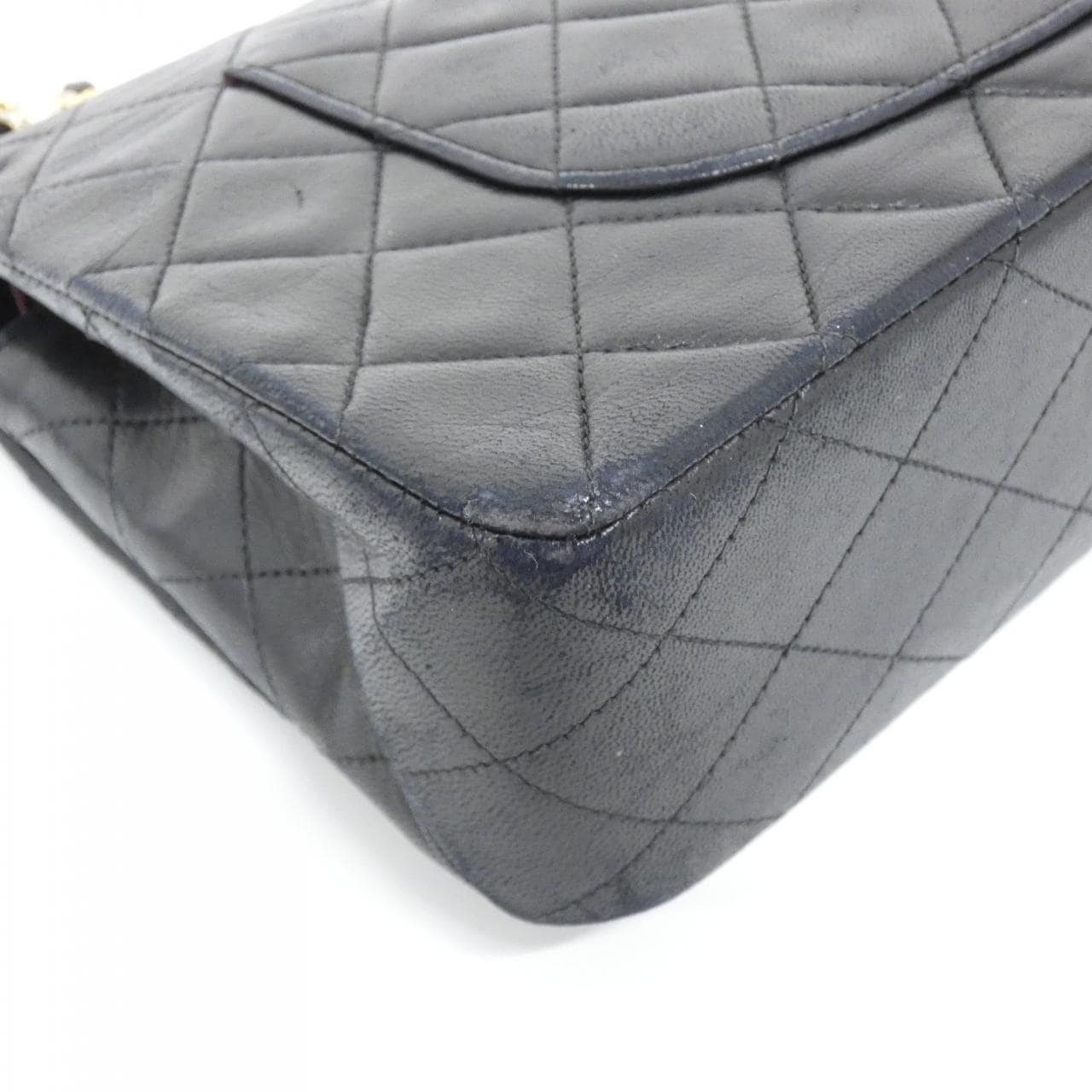 CHANEL Matelasse 1112 Shoulder Lambskin 3
