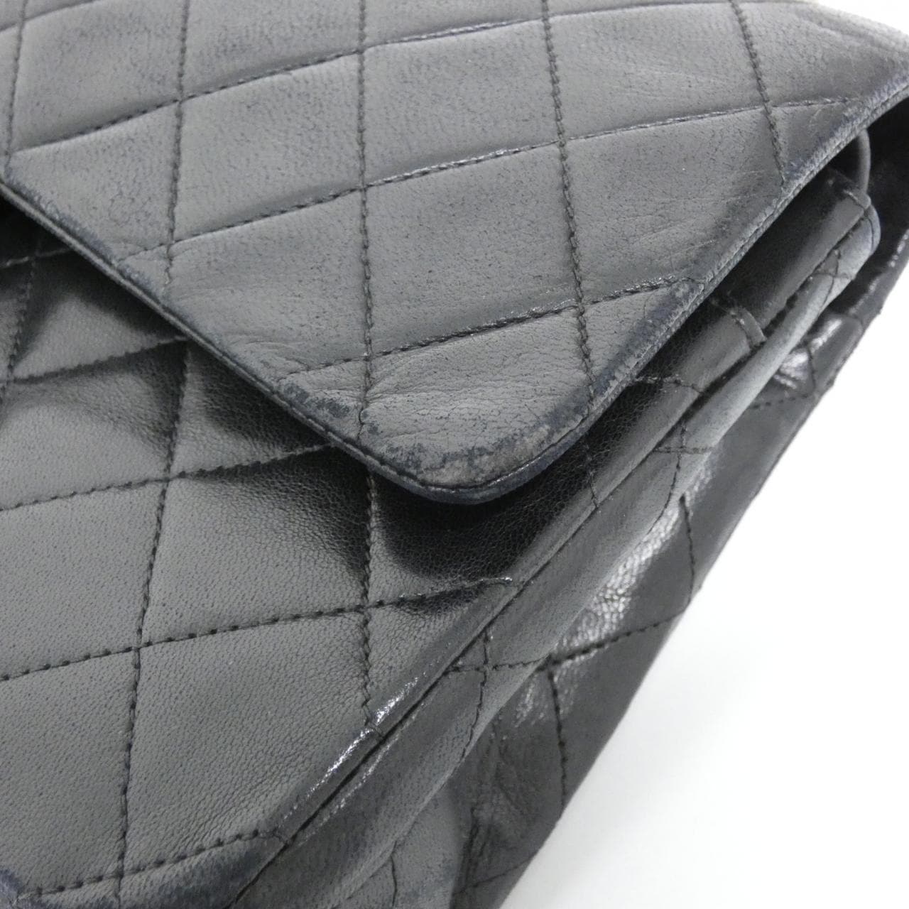 CHANEL Matelasse 1112 Shoulder Lambskin 4