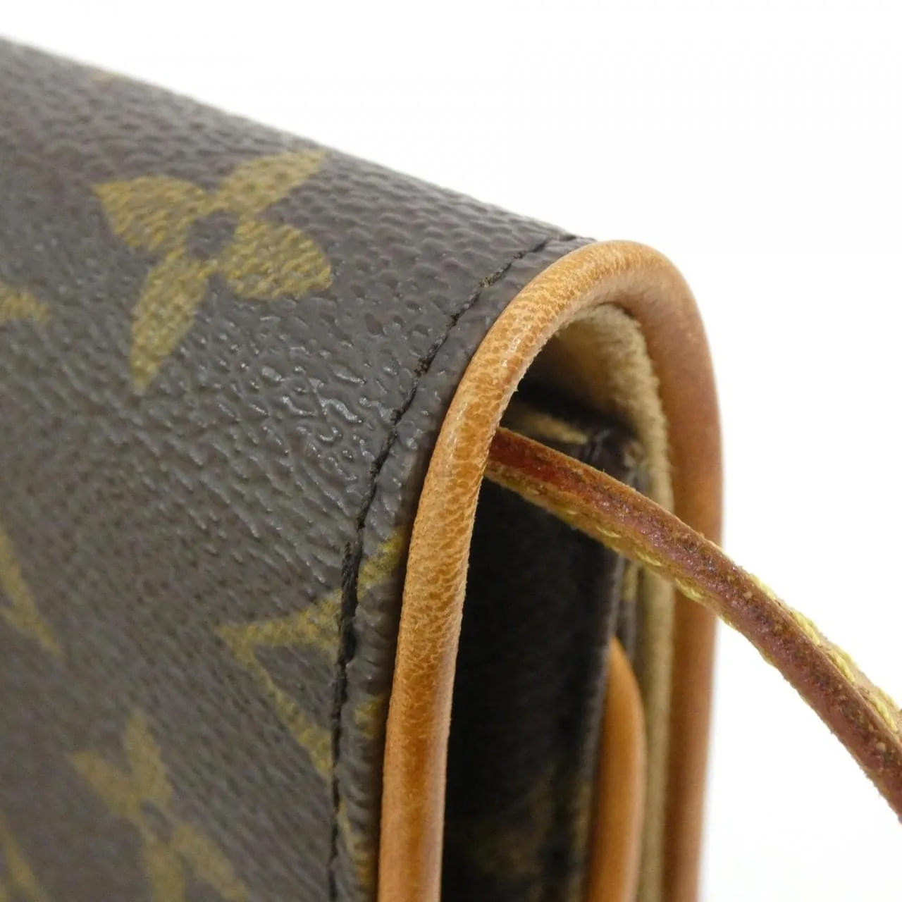 LOUIS VUITTON Pochette M51852 Shoulder Monogram 4