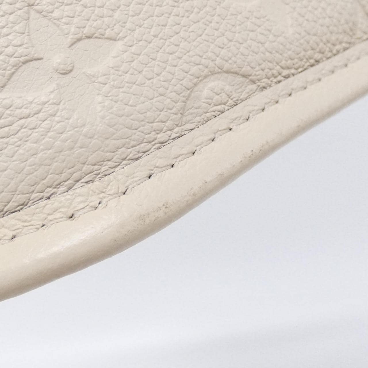 LOUIS VUITTON M46388 Shoulder Monogram 3