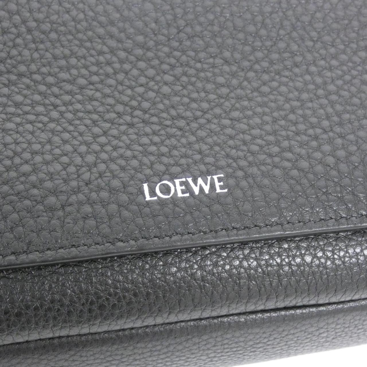 LOEWE BANBPCBX01 Shoulder 4