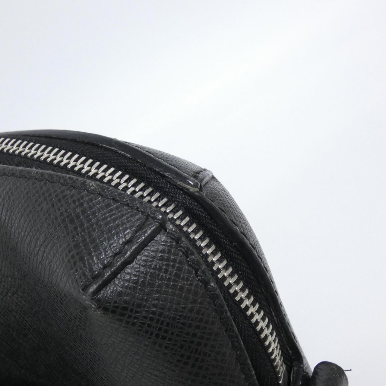 LOUIS VUITTON Pochette M30505 Shoulder 5