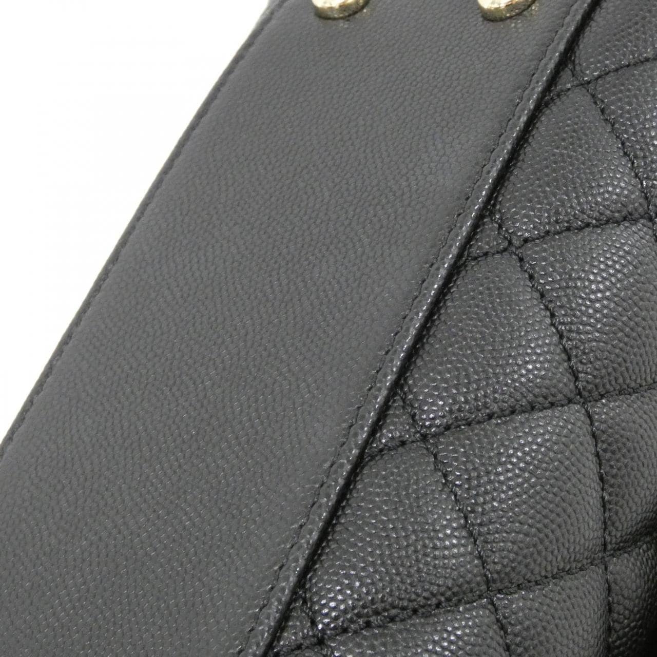 CHANEL Matelasse 92990 Handbag Grained Calfskin 3