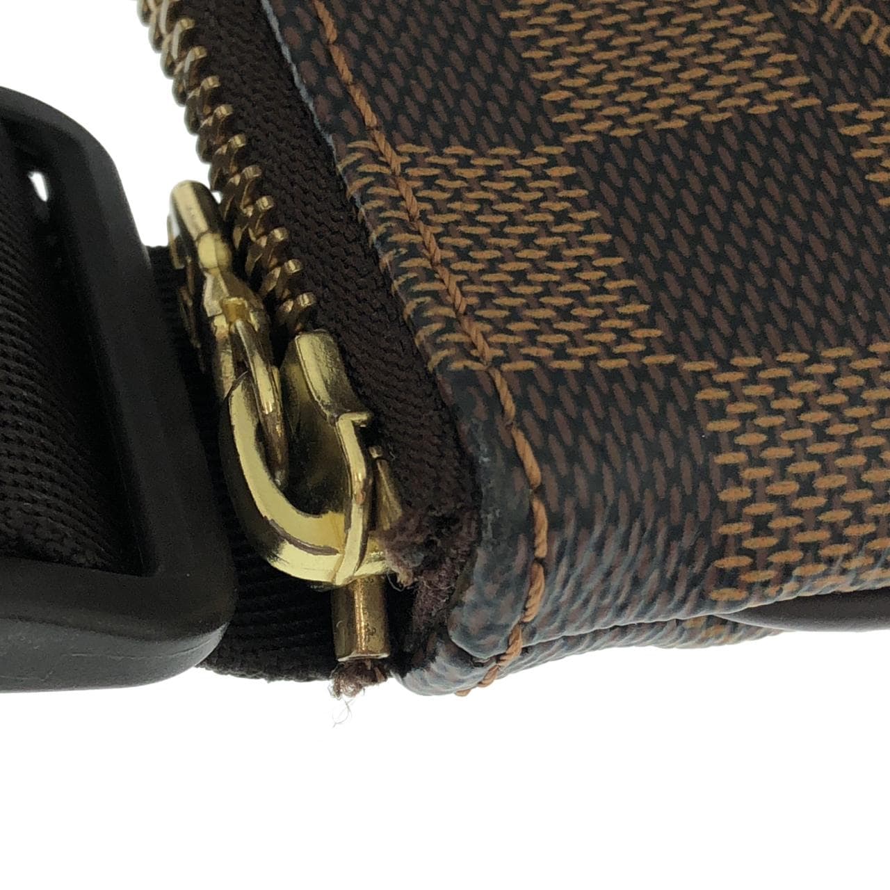 LOUIS VUITTON Pochette N51127 肩背包 Damier 5