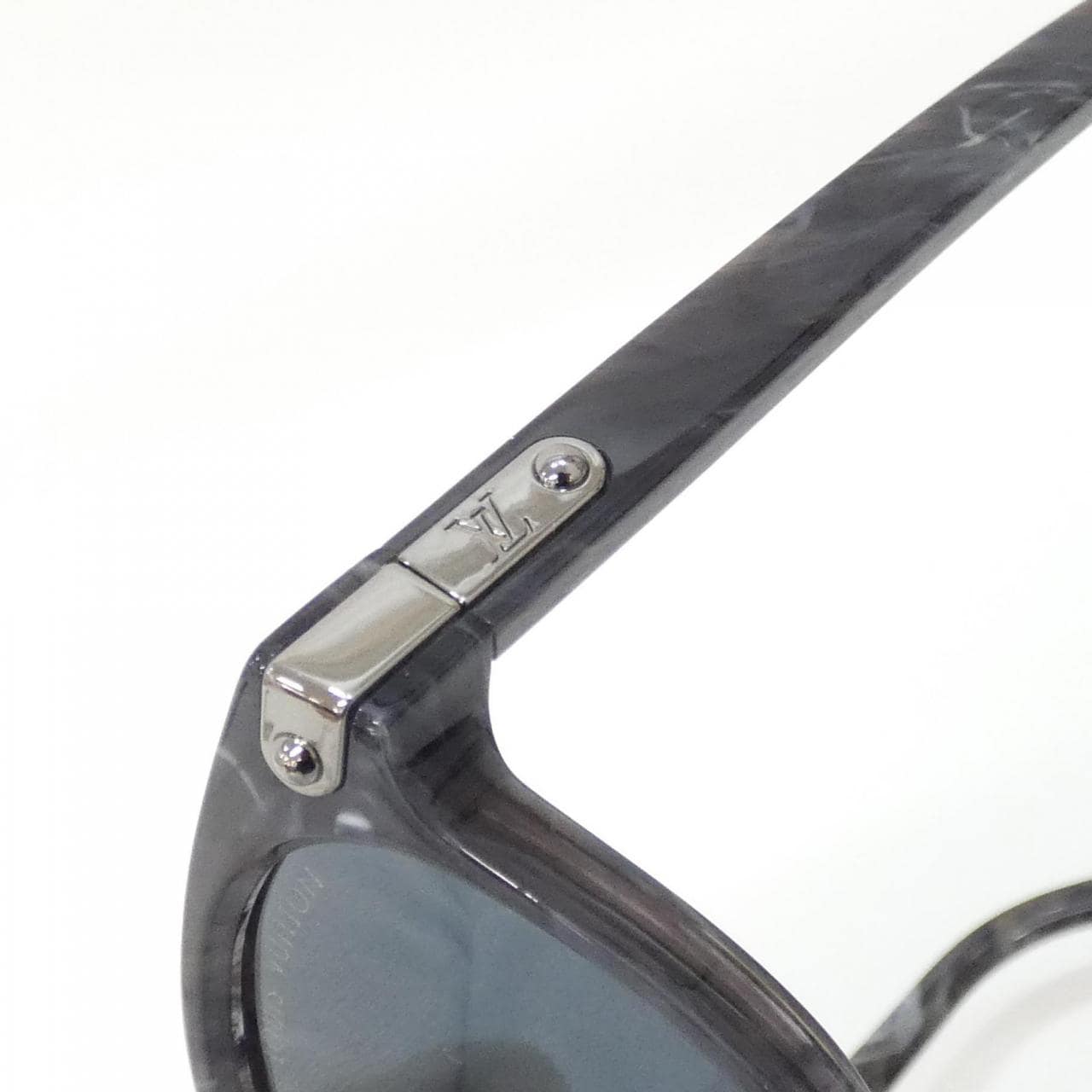 LOUIS VUITTON Z2537U 太陽眼鏡 4