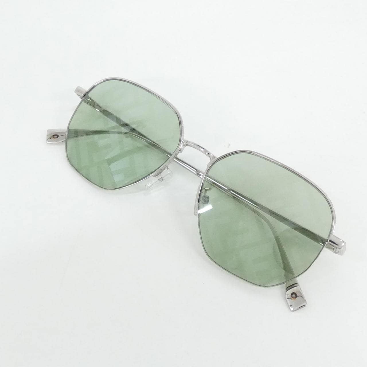 FENDI FE40004U Sunglasses 2