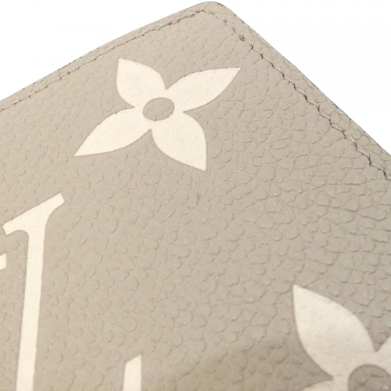 LOUIS VUITTON M82370 Wallet Monogram 5