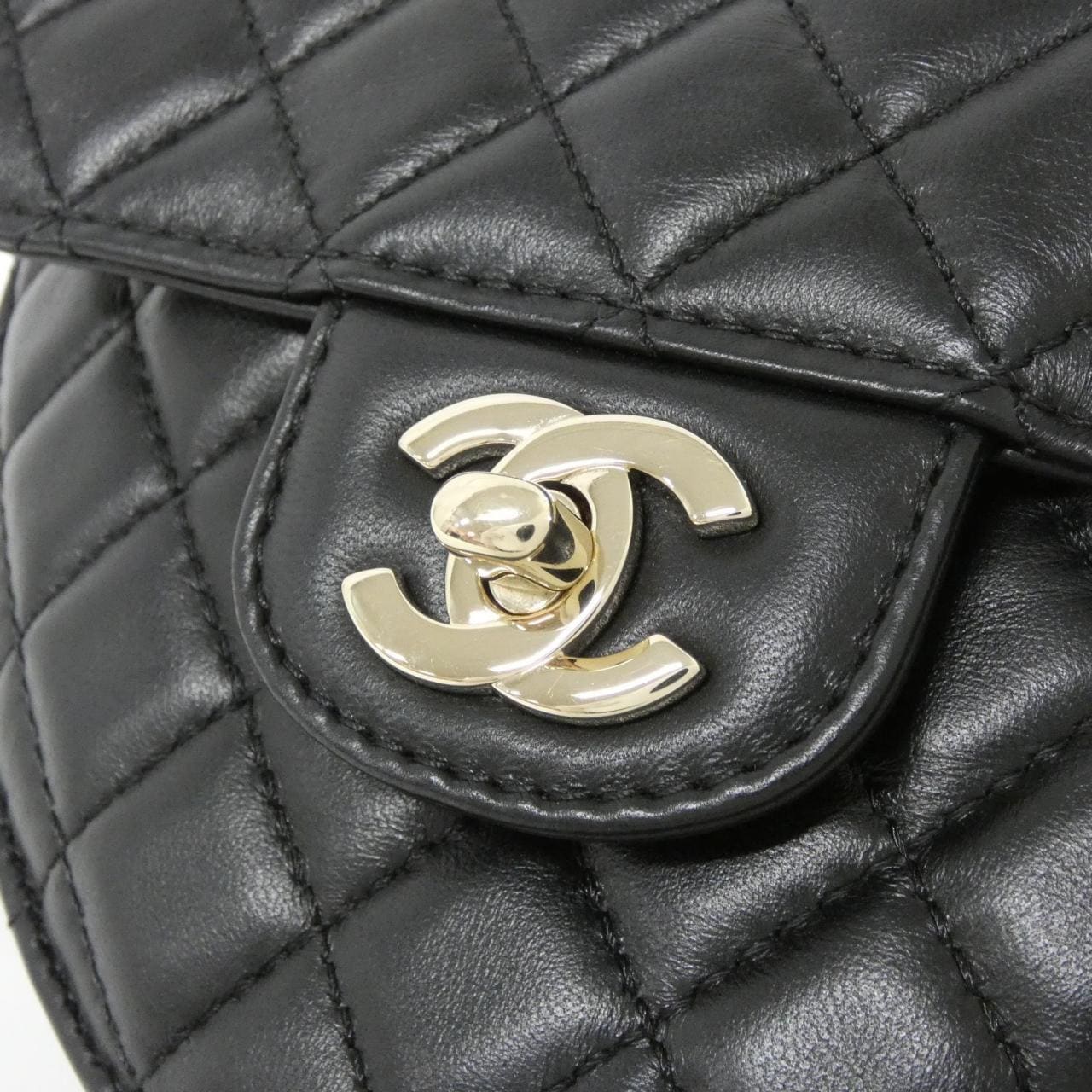 CHANEL Chanel 22 AS3191 肩背包 羊皮 5