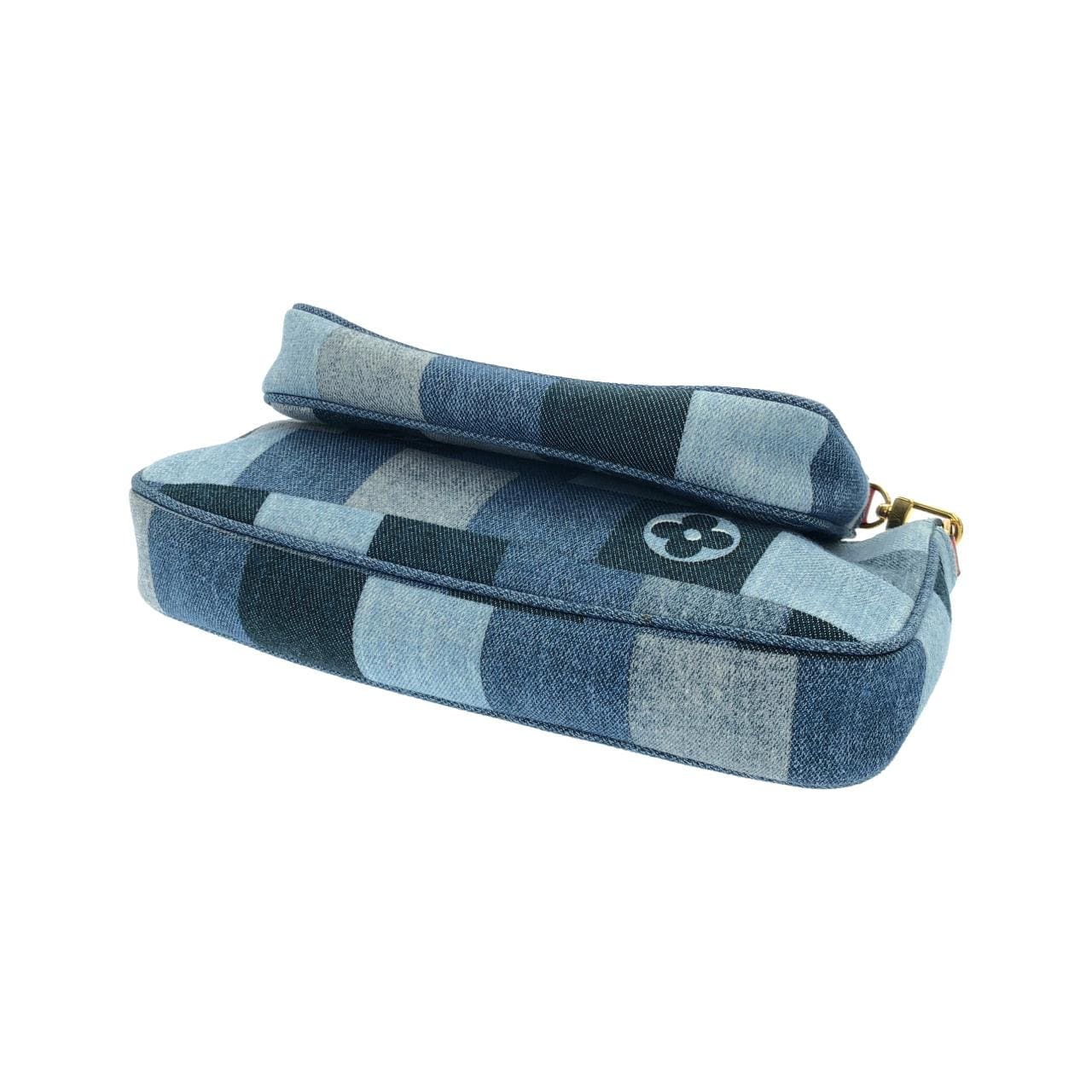 LOUIS VUITTON Pochette M44990 Shoulder Monogram 3