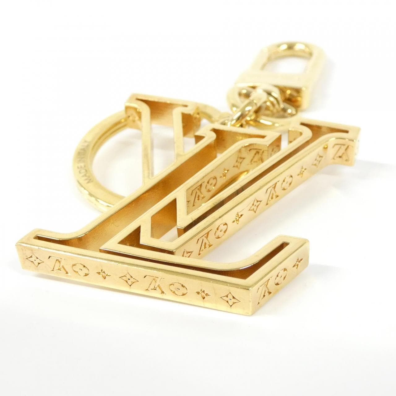 LOUIS VUITTON M69481 Key Case 2