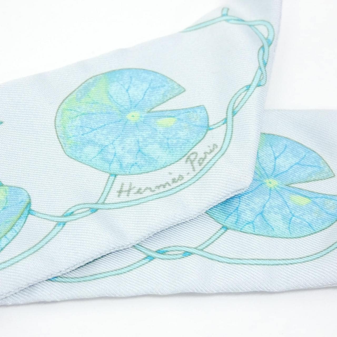 HERMES Scarf 3