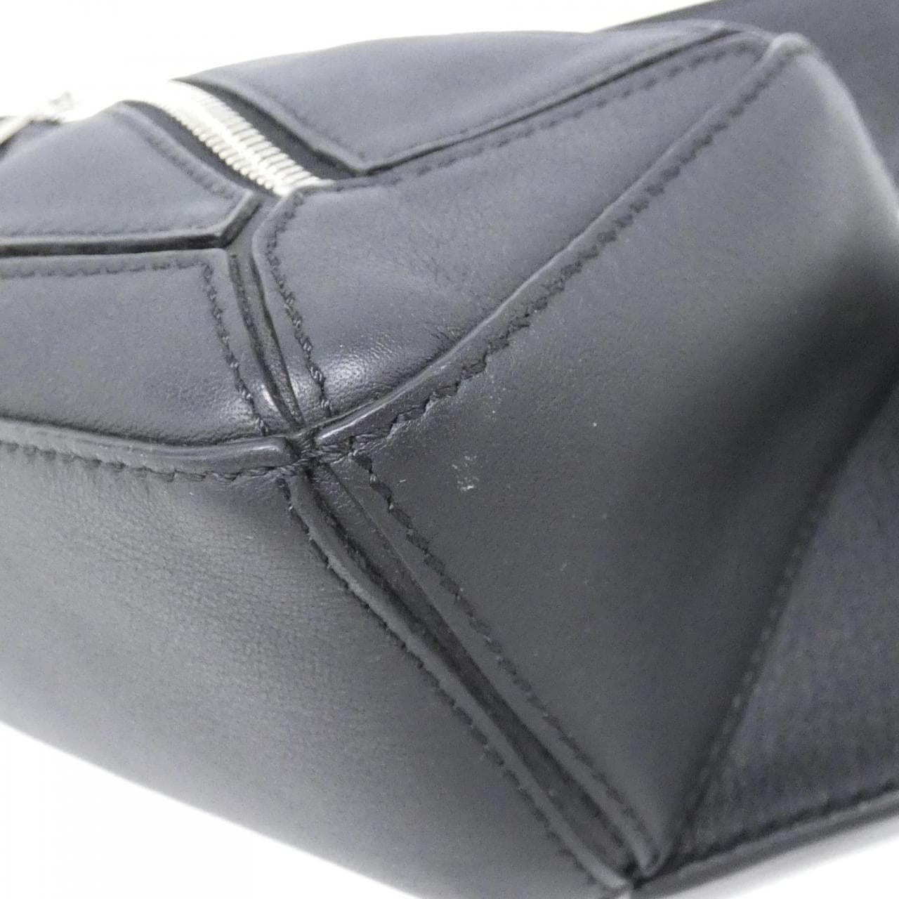 LOEWE Puzzle B510EB1X03 腰包 3