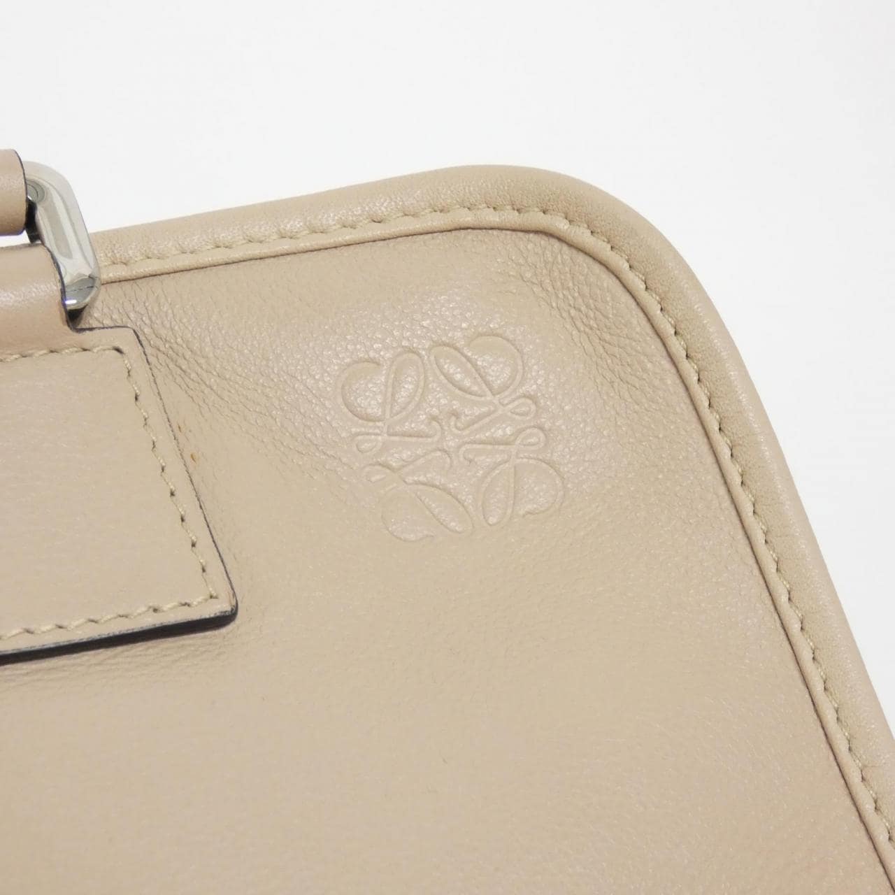 LOEWE Amazona 352 30 N03 手提包 5