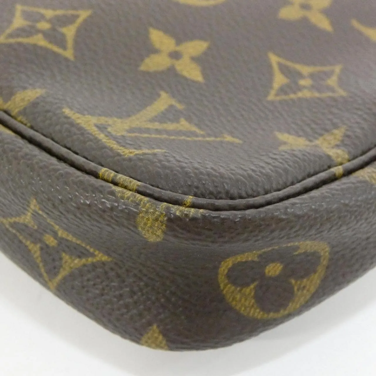 LOUIS VUITTON Pochette M51980 Pochette Monogram 2