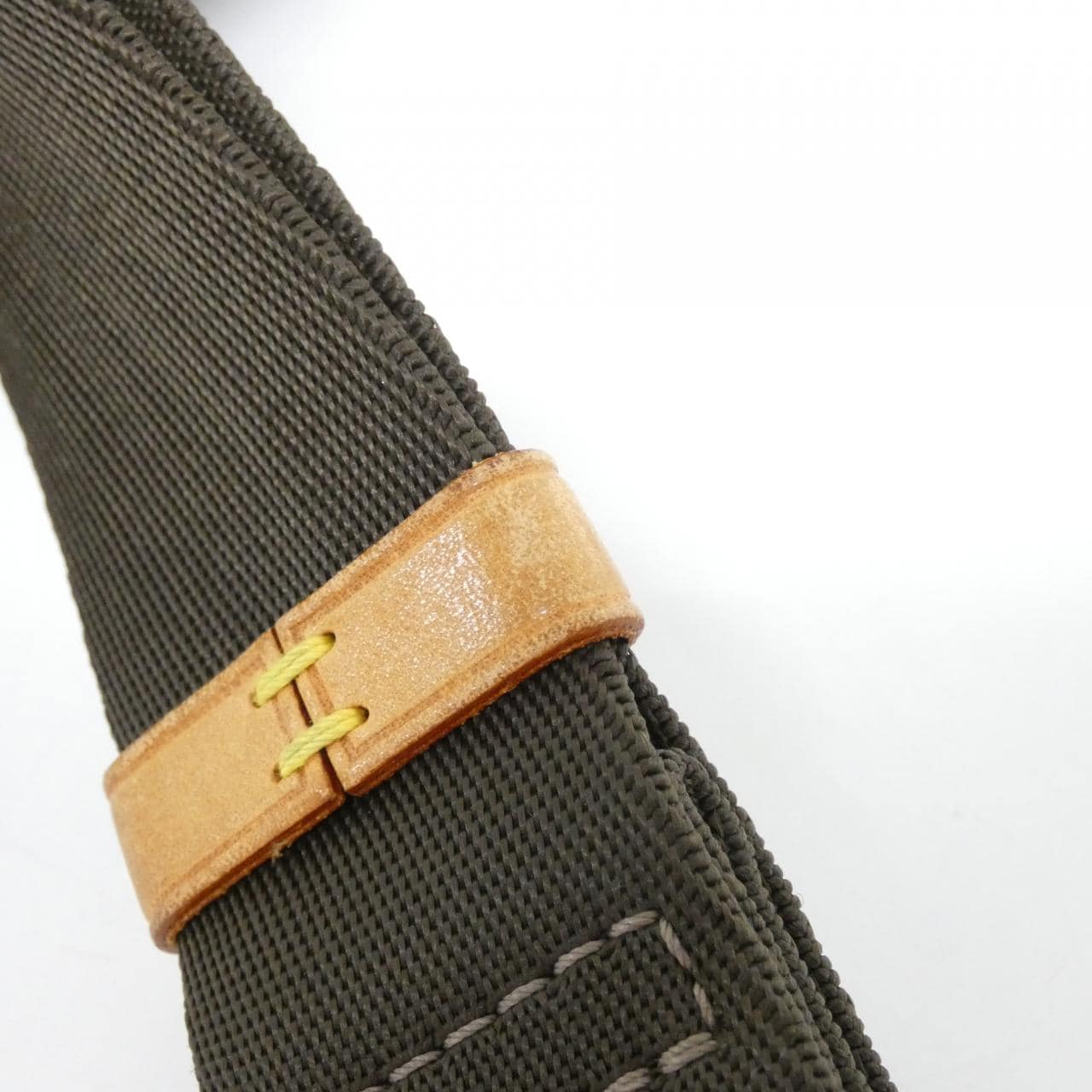 LOUIS VUITTON M93040 肩背包 Damier 5