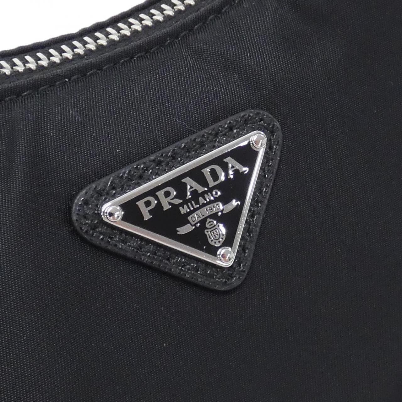 PRADA 1BH204 肩背包 5
