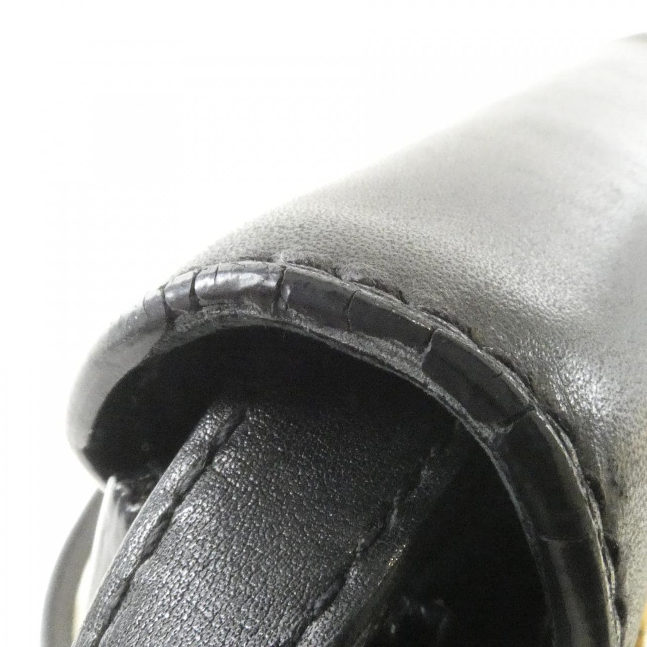 SAINT LAURENT 619740 BWR0W 肩背包 皮革 5