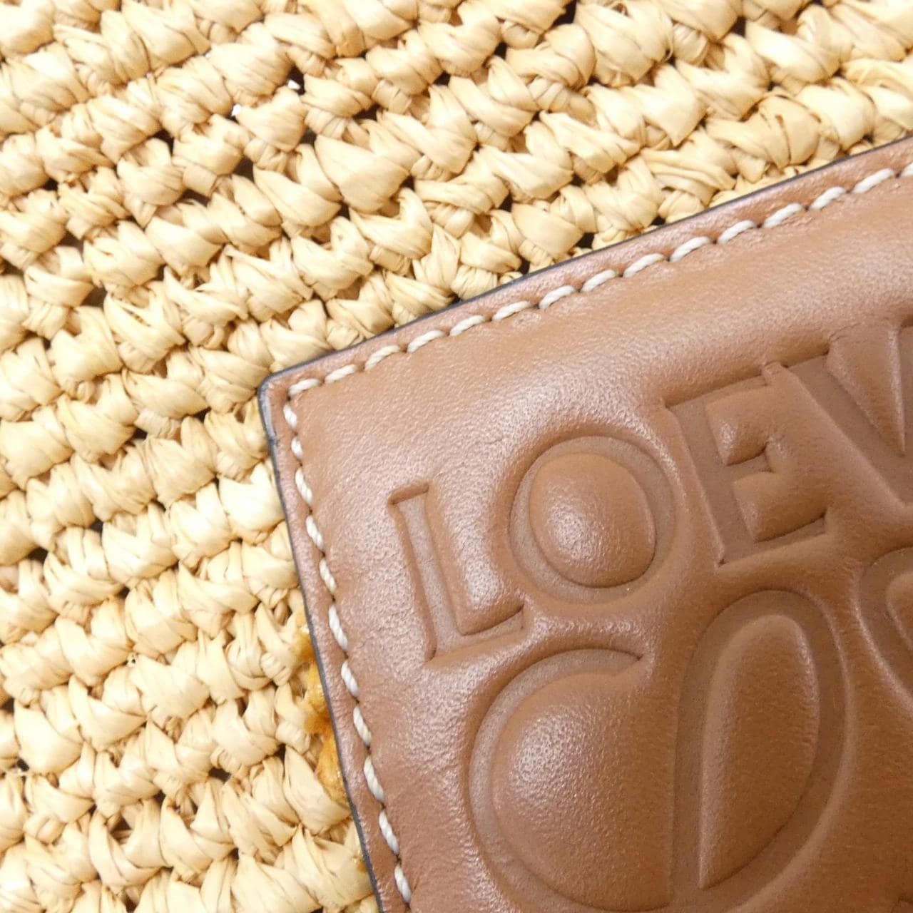LOEWE 328 24 W10 肩背包 5