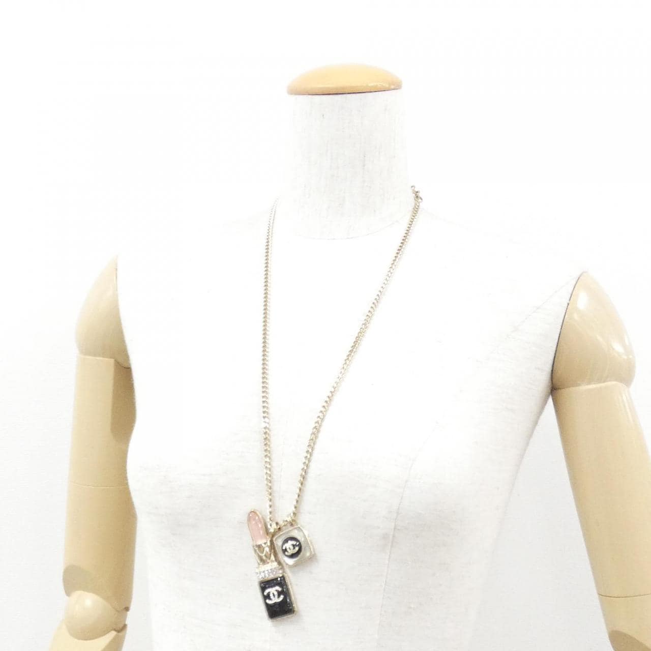 CHANEL AB7670 5