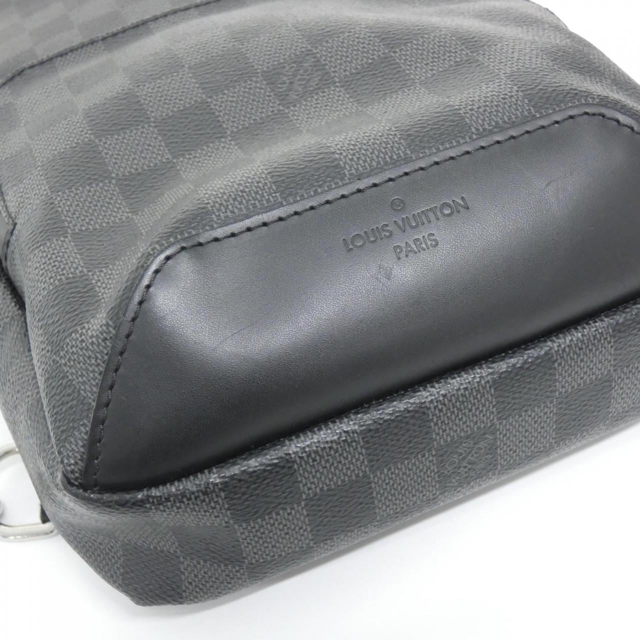 LOUIS VUITTON Avenue N41719 Shoulder Damier 3