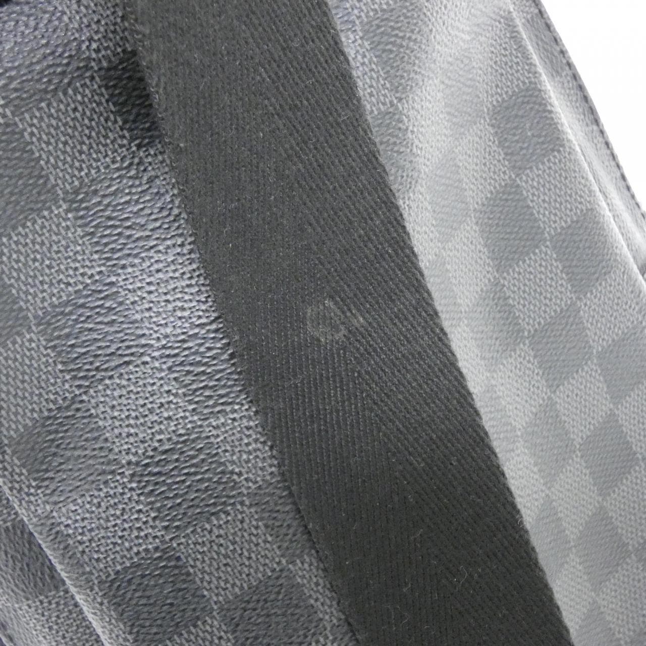 LOUIS VUITTON Avenue N41719 Shoulder Damier 5