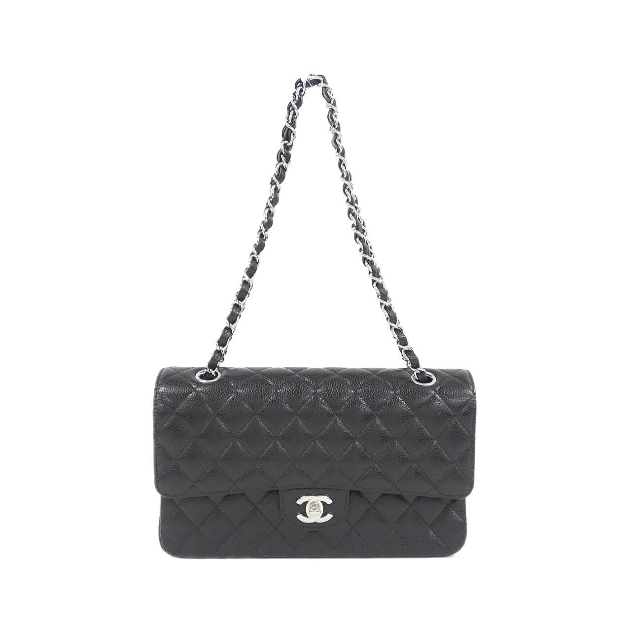 CHANEL Matelasse 1112 Shoulder Grained Calfskin