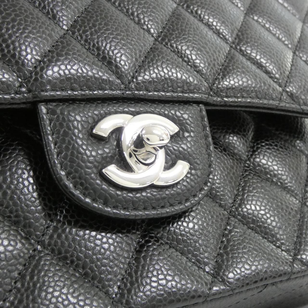 CHANEL Matelasse 1112 Shoulder Grained Calfskin 4