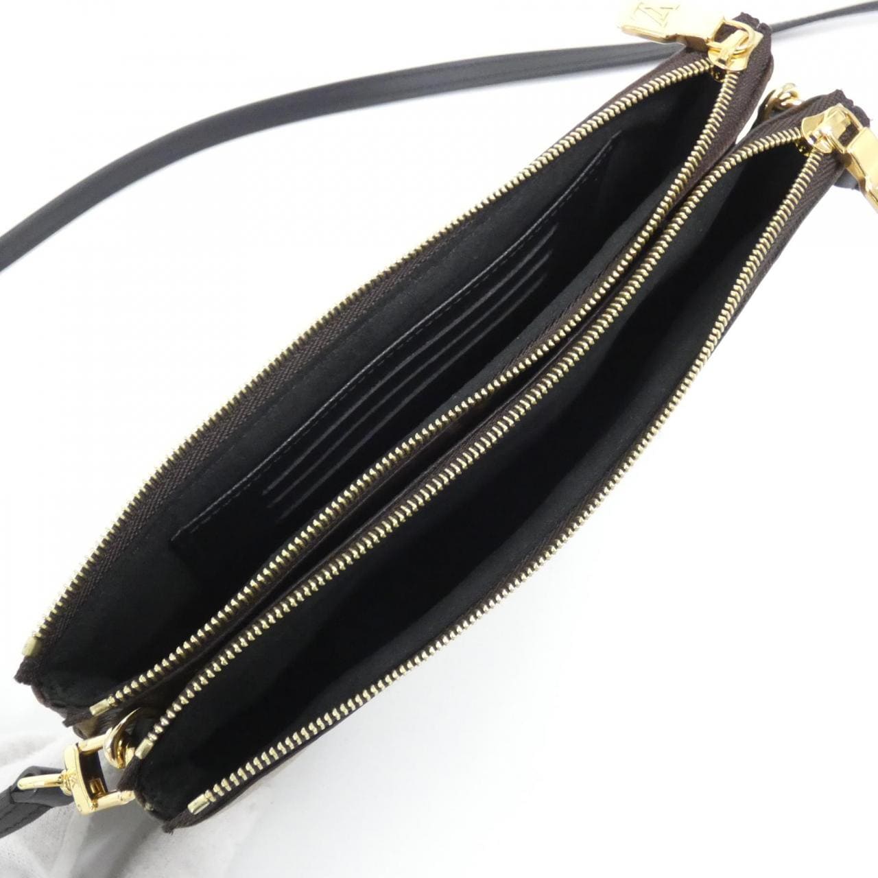 LOUIS VUITTON Pochette M69203 Shoulder Monogram 5