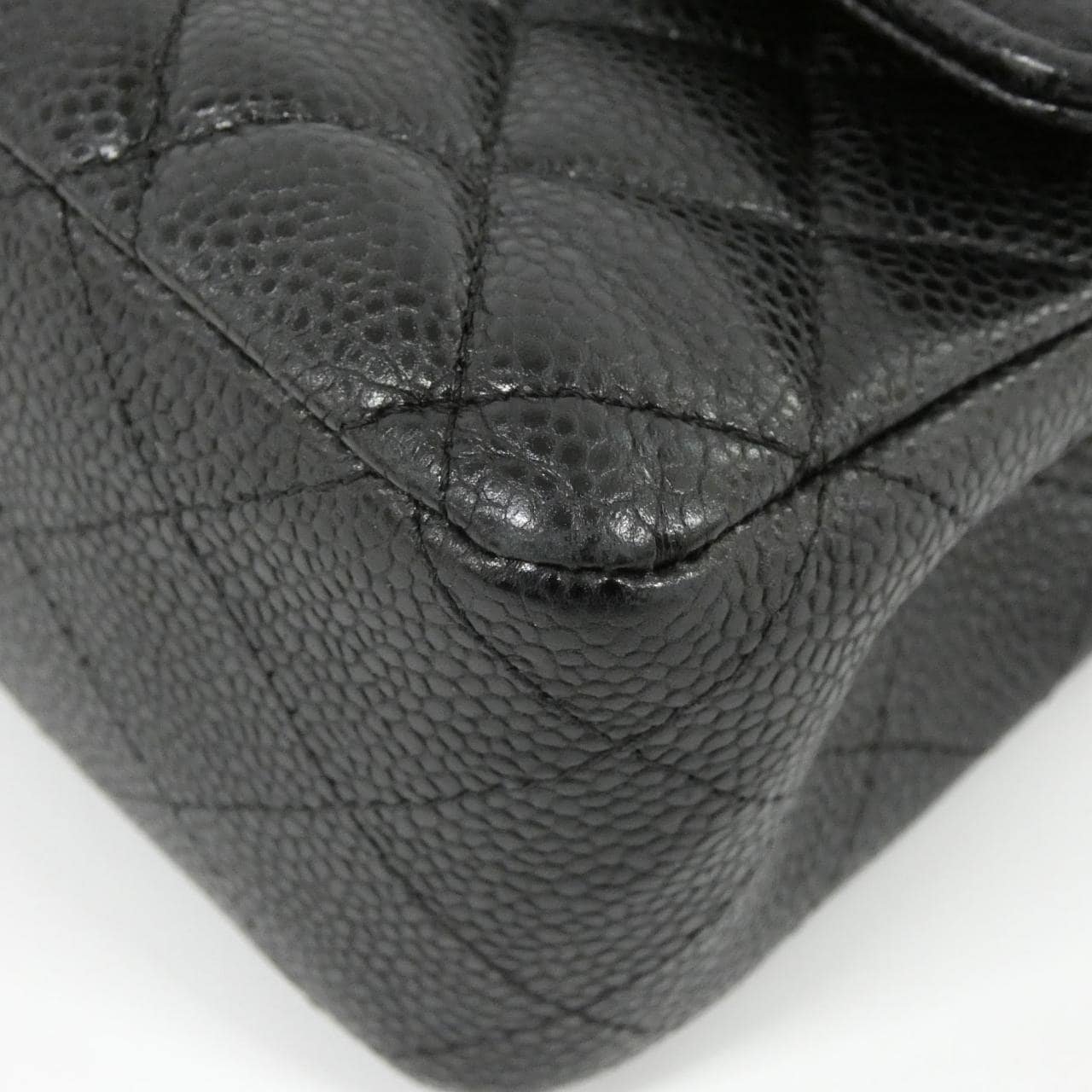 CHANEL Matelasse 1112 Shoulder Grained Calfskin 3