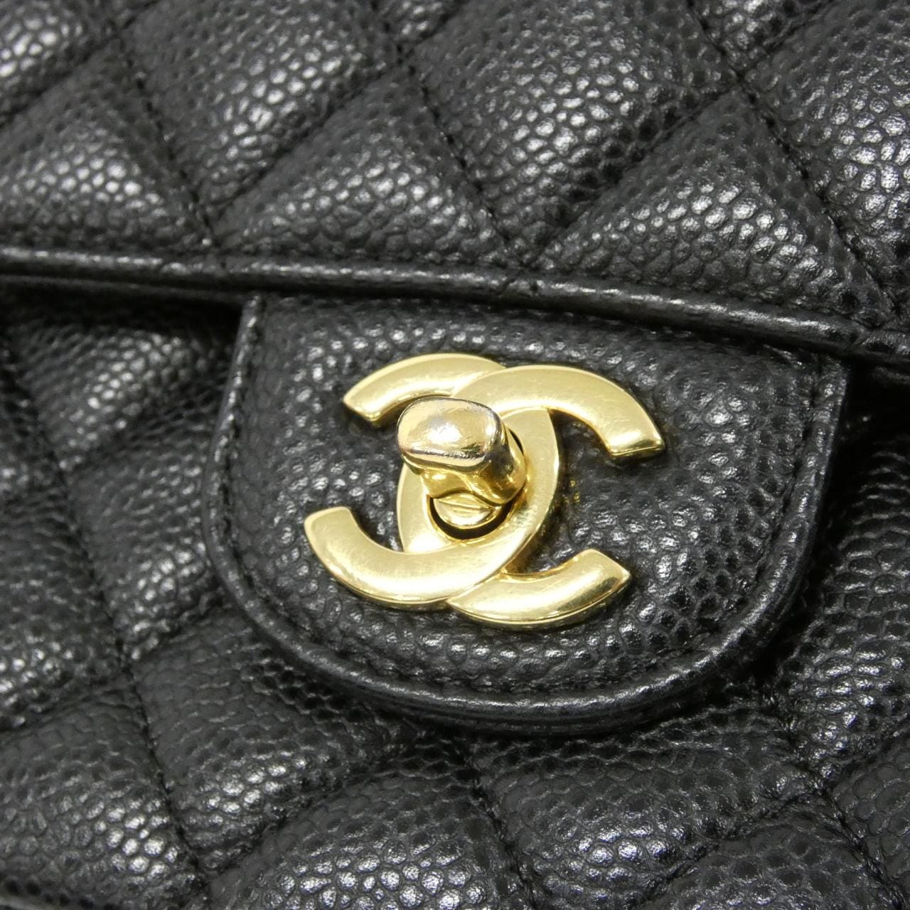 CHANEL Matelasse 1112 Shoulder Grained Calfskin 4