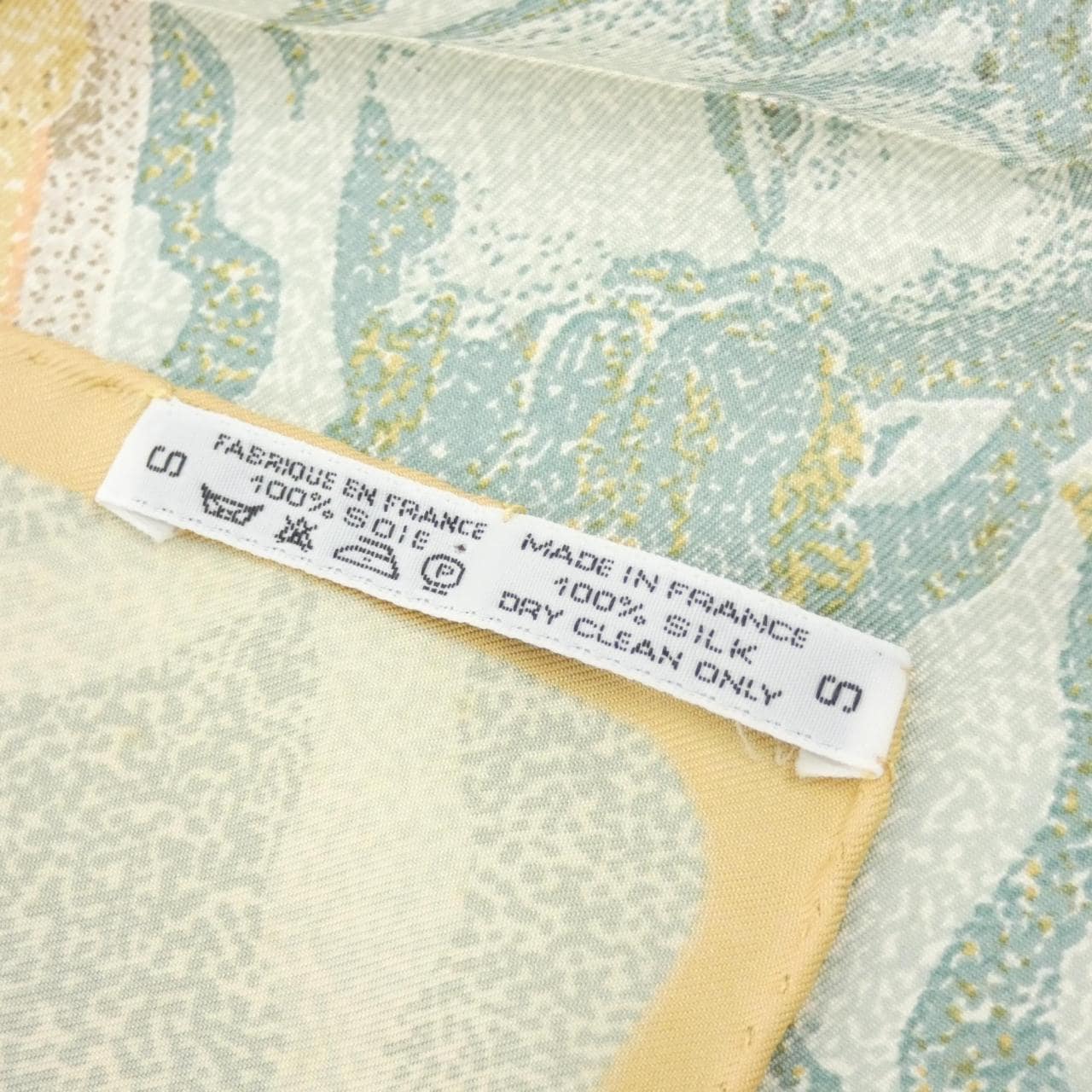 HERMES Scarf 3