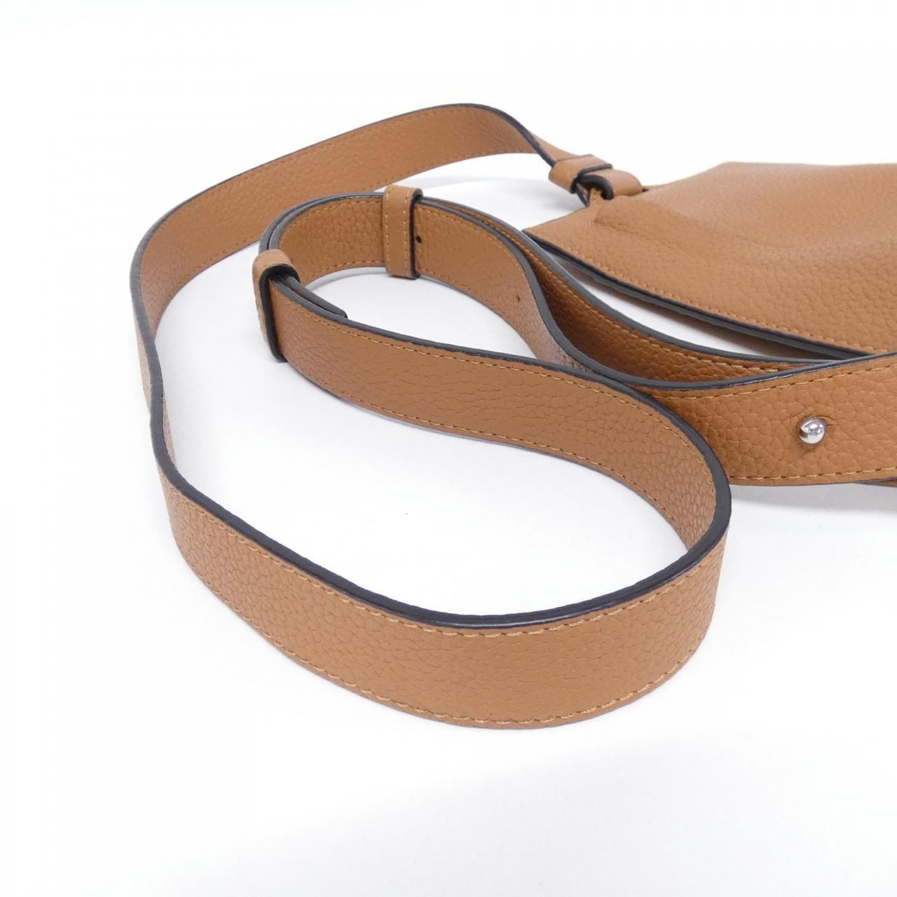 LOEWE C500P02X02 肩背包 5
