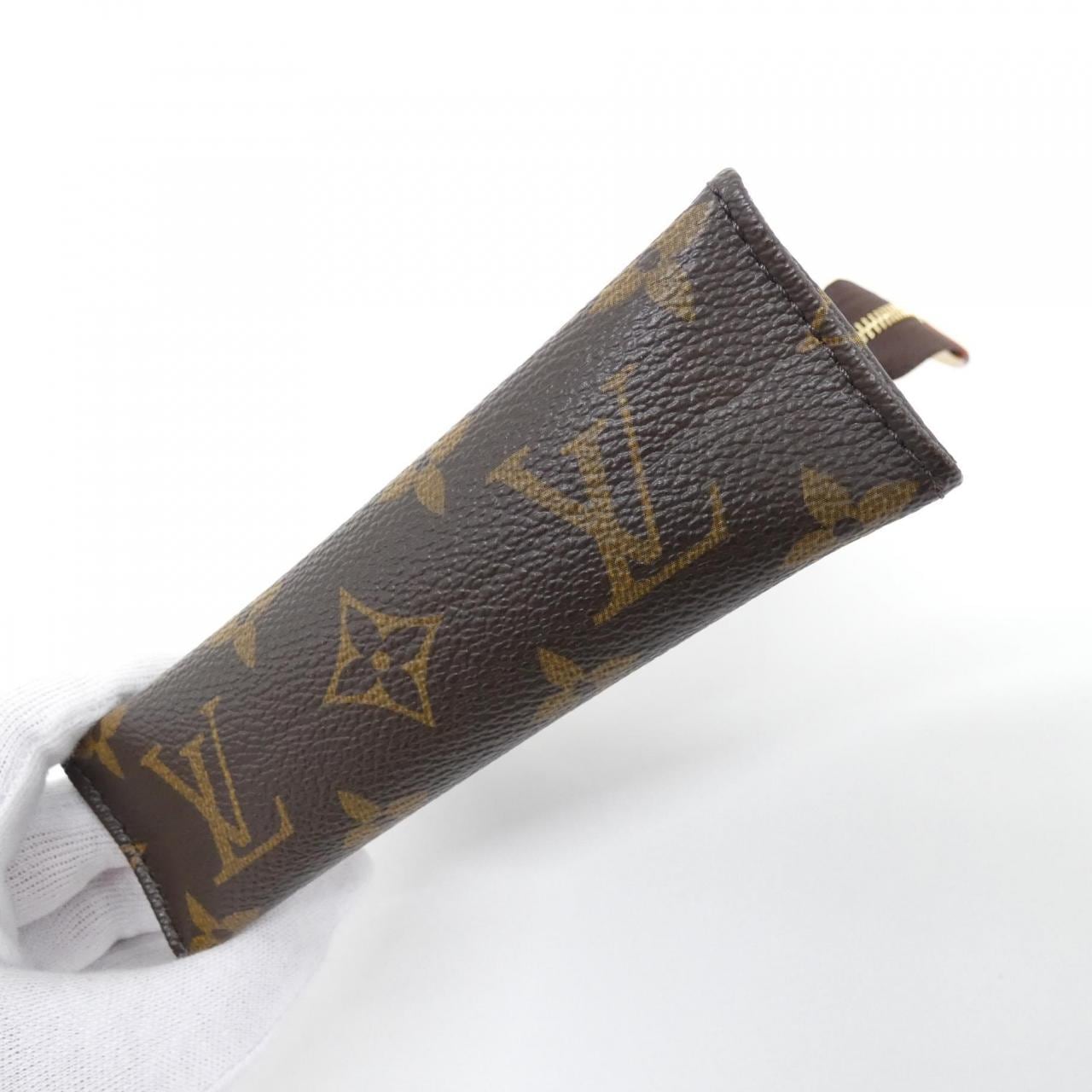 LOUIS VUITTON M47546 Pouch Monogram 3
