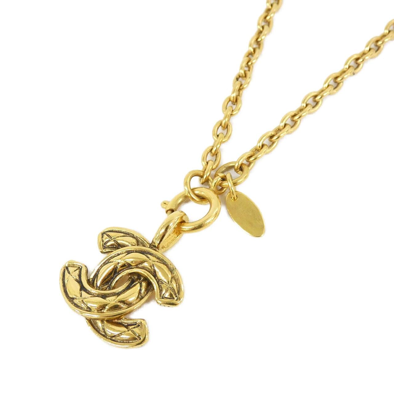 CHANEL Accessories