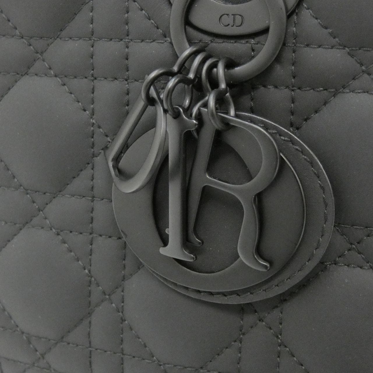 DIOR Lady Dior M0538SLOI Handbag 4