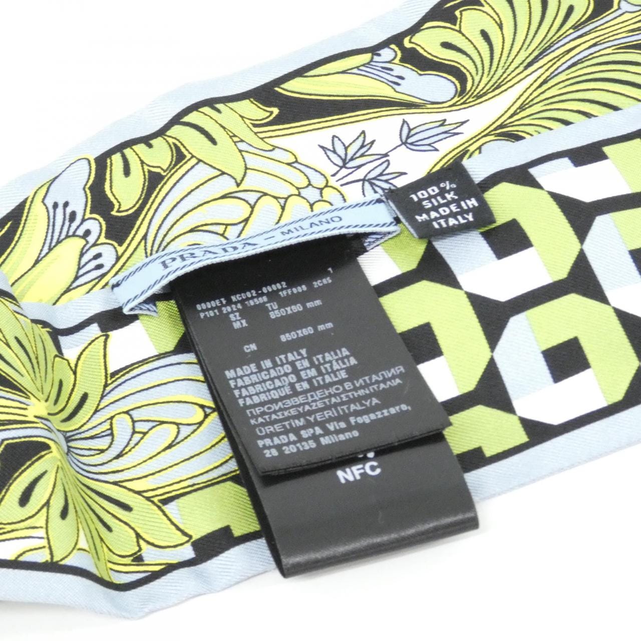 PRADA 1FF008 Scarf 3