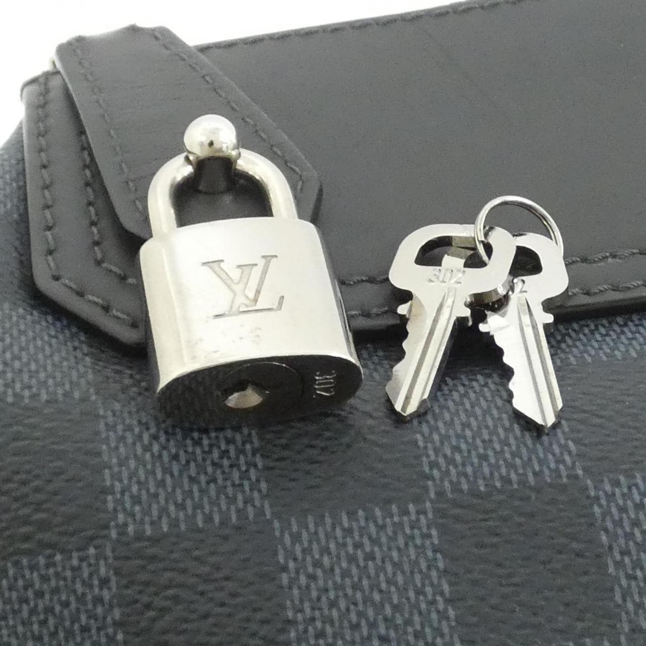 LOUIS VUITTON N41348 肩背包 Damier 4